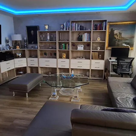 Zuhause 2 Apartment Dusseldorf