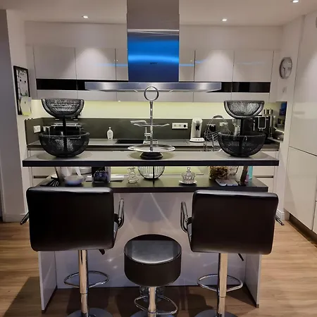 Zuhause 2 Apartment Dusseldorf