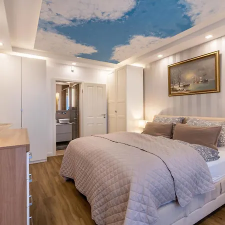 Zuhause 2 Apartment